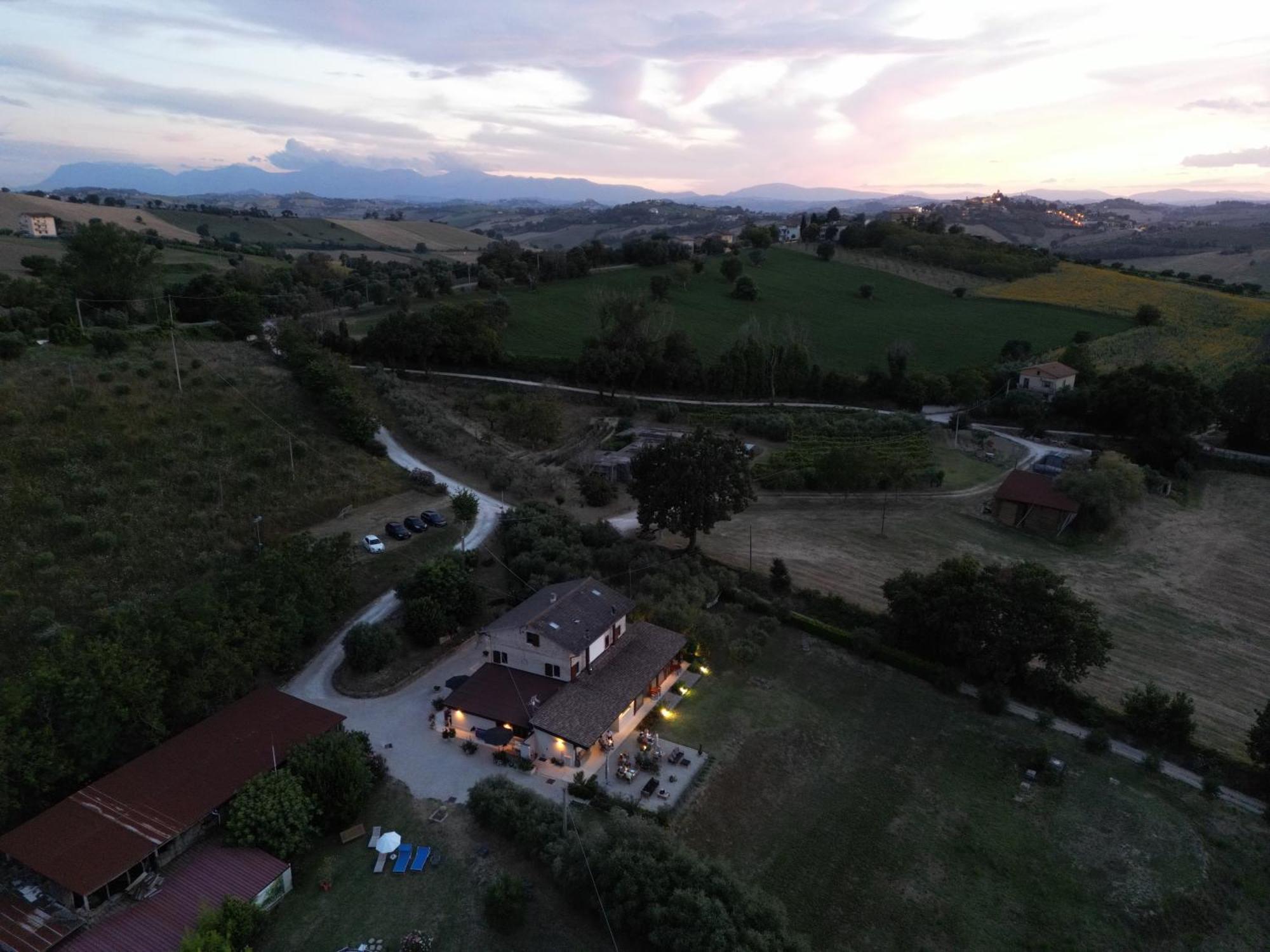Gastronomic B&B Carlocarla Monte San Pietrangeli Eksteriør bilde